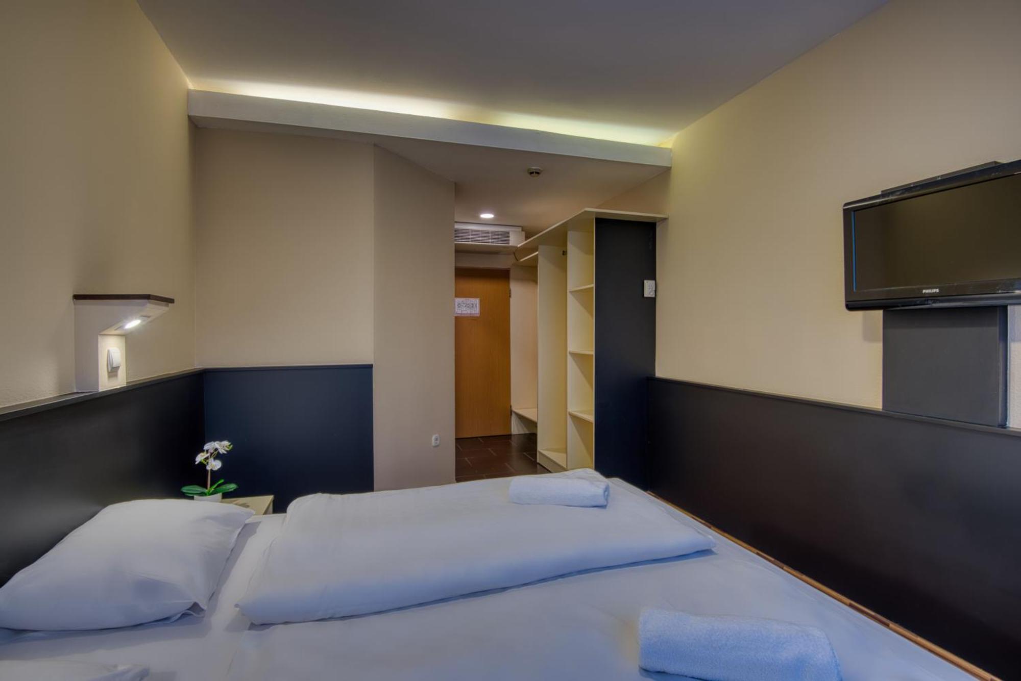 City Budget Hotel بودابست المظهر الخارجي الصورة