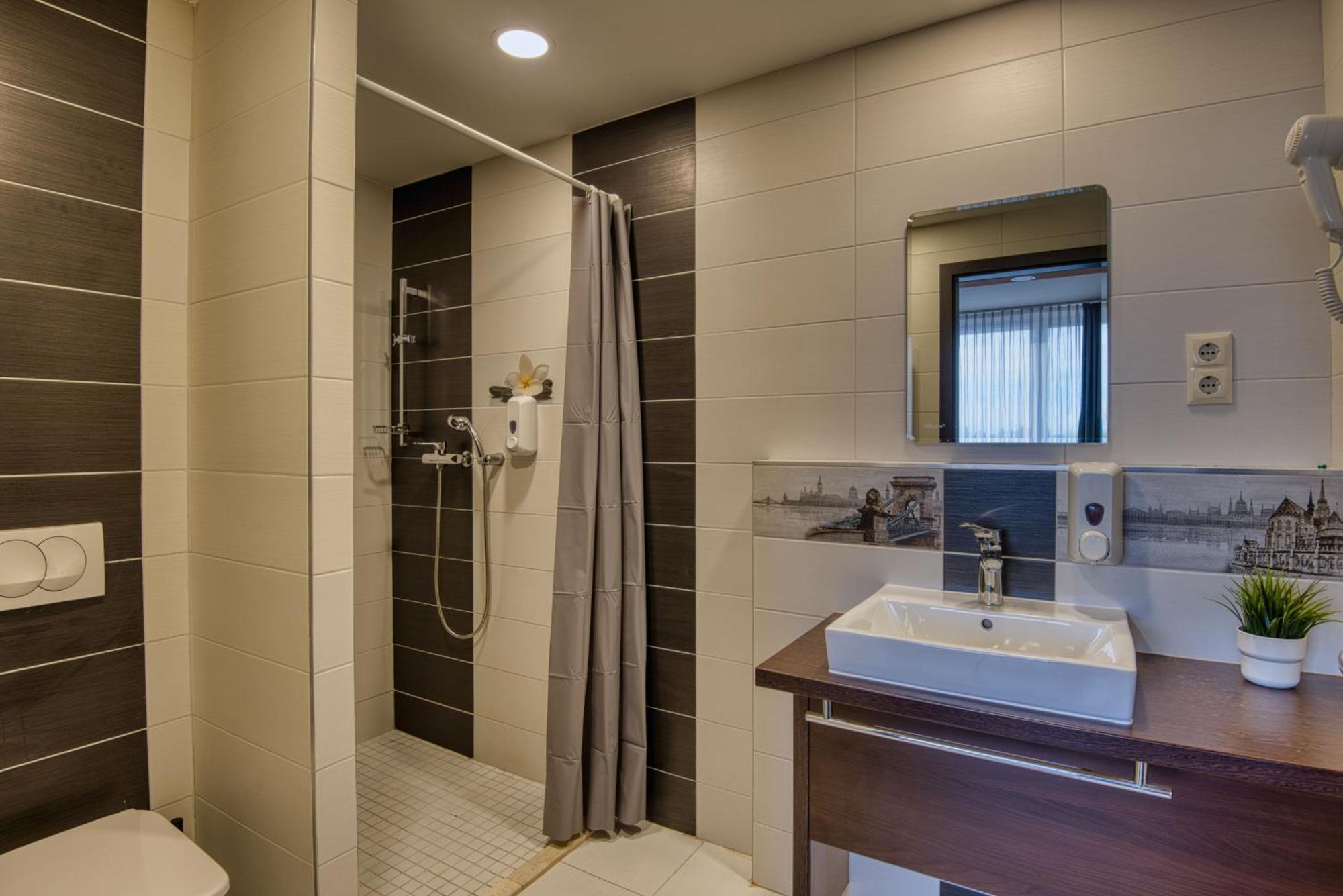 City Budget Hotel بودابست المظهر الخارجي الصورة