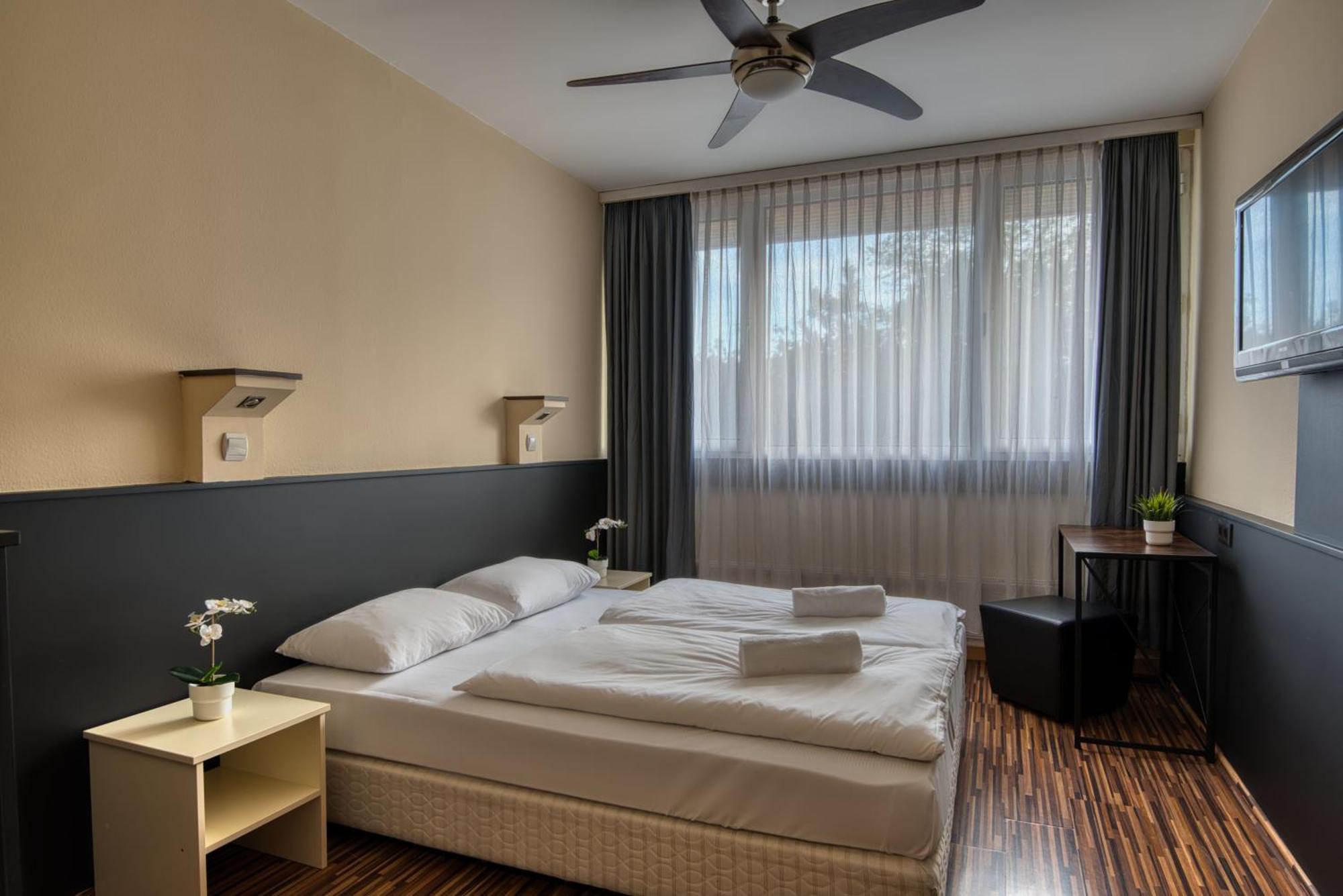 City Budget Hotel بودابست المظهر الخارجي الصورة